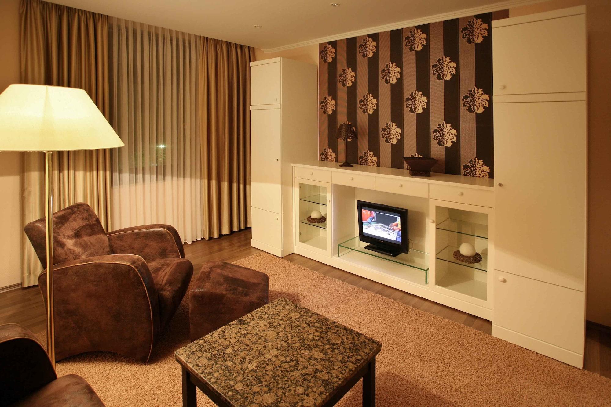 Hotel & Spa Waldecker Hof Вилинген Екстериор снимка
