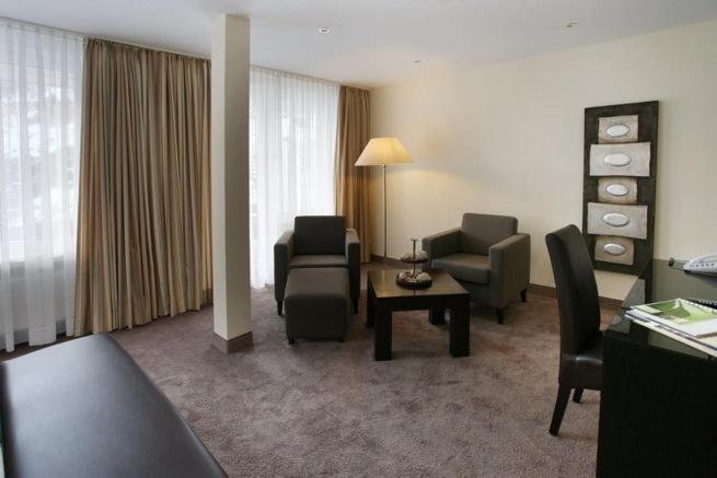 Hotel & Spa Waldecker Hof Вилинген Екстериор снимка